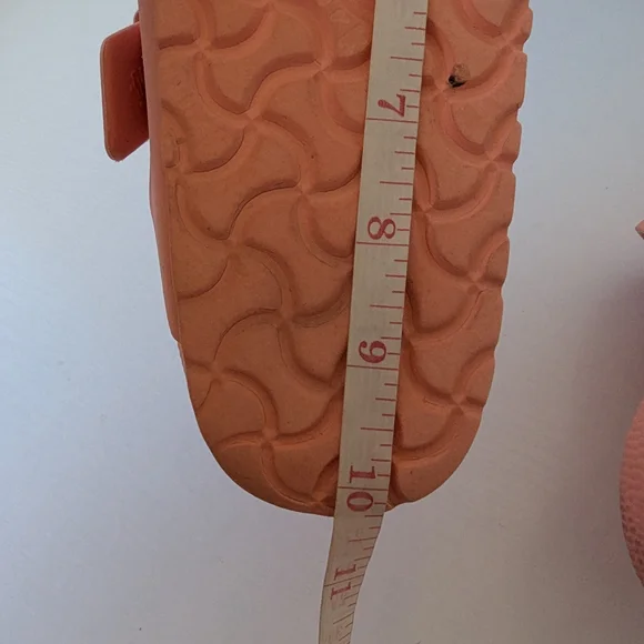 Birkenstock Arizona EVA sandals in the color Coral Peach or Fondant Pink. - Picture 10 of 12